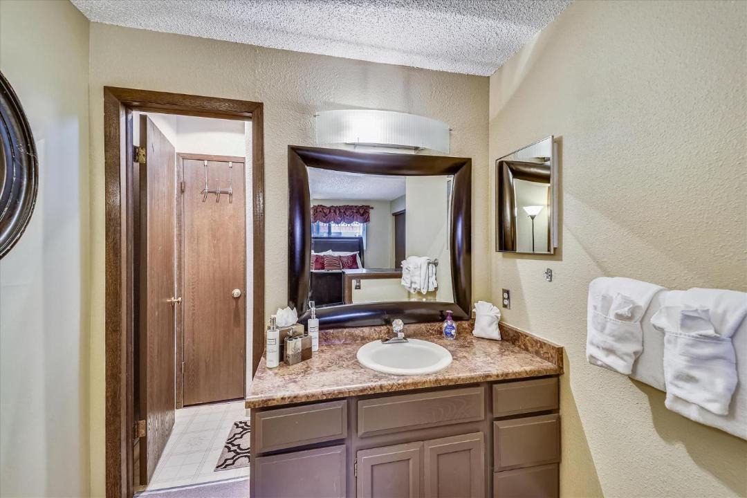 Photo of Bathroom in Historic District