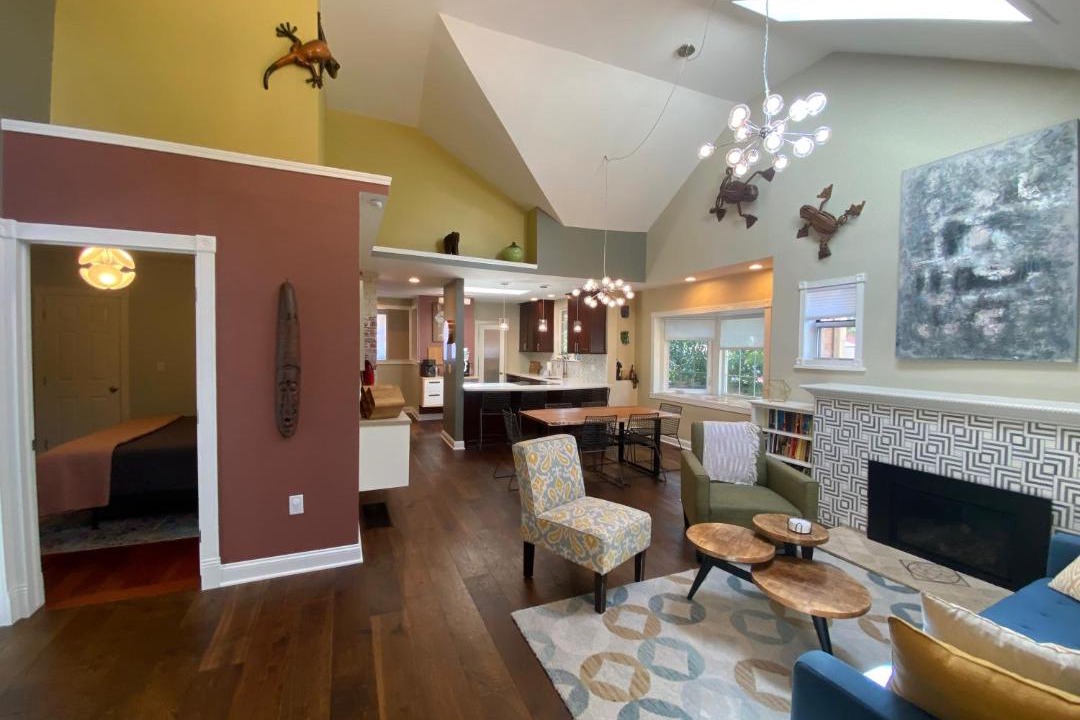 Photo of Livingroom in Sunnyside