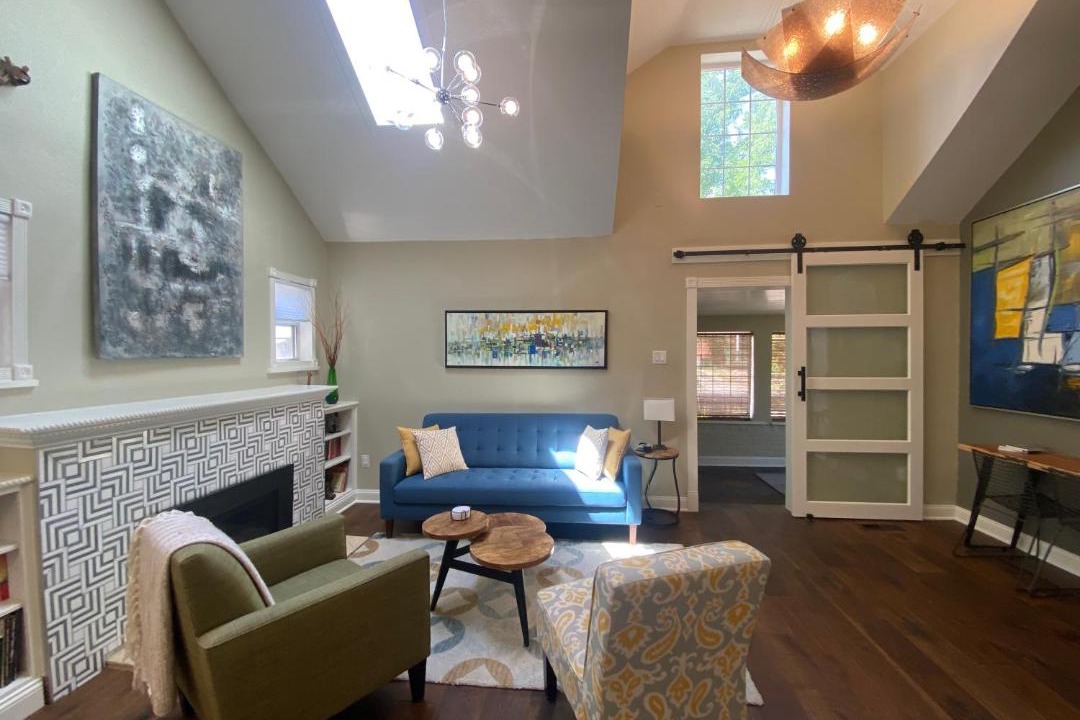 Photo of Livingroom in Sunnyside