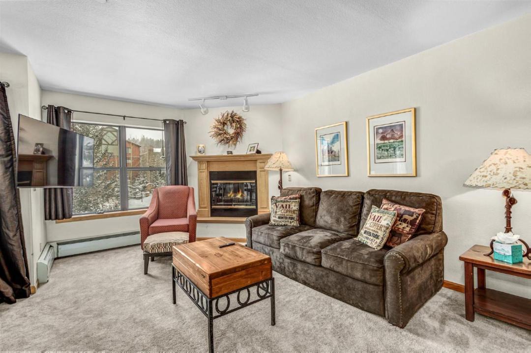 Photo of Livingroom in Historic District