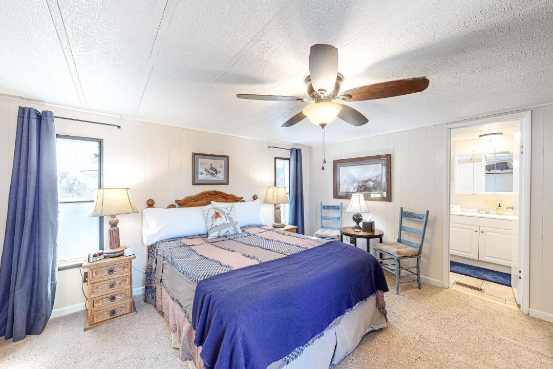 Photo of Bedroom in Florissant