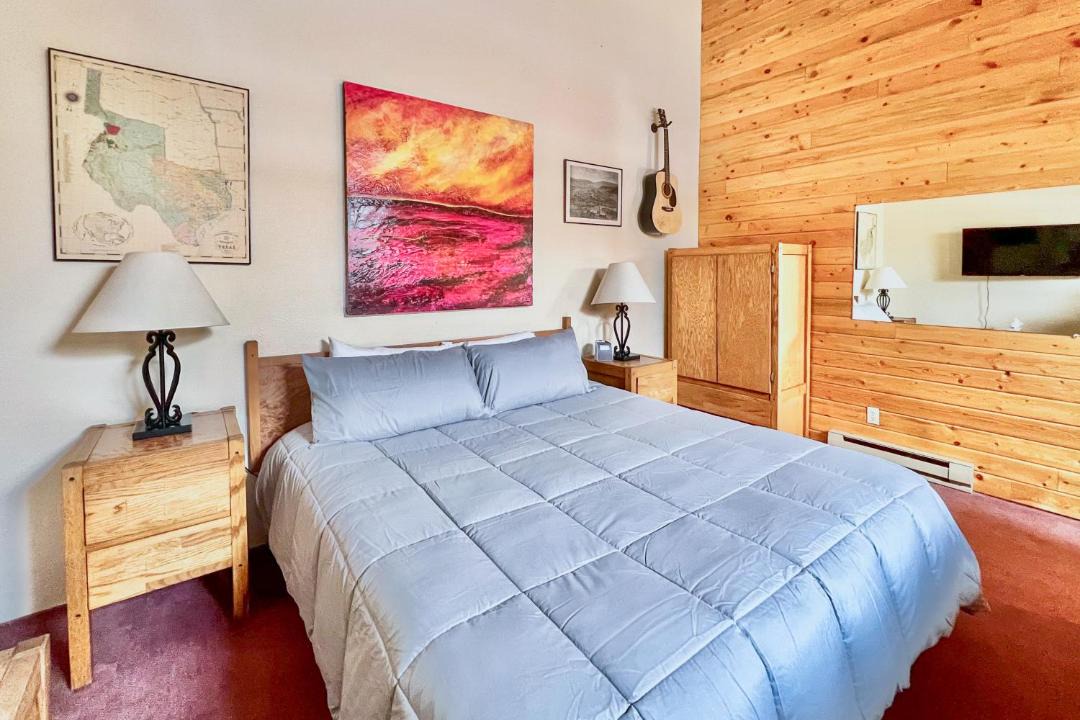 Photo of Bedroom in Granby