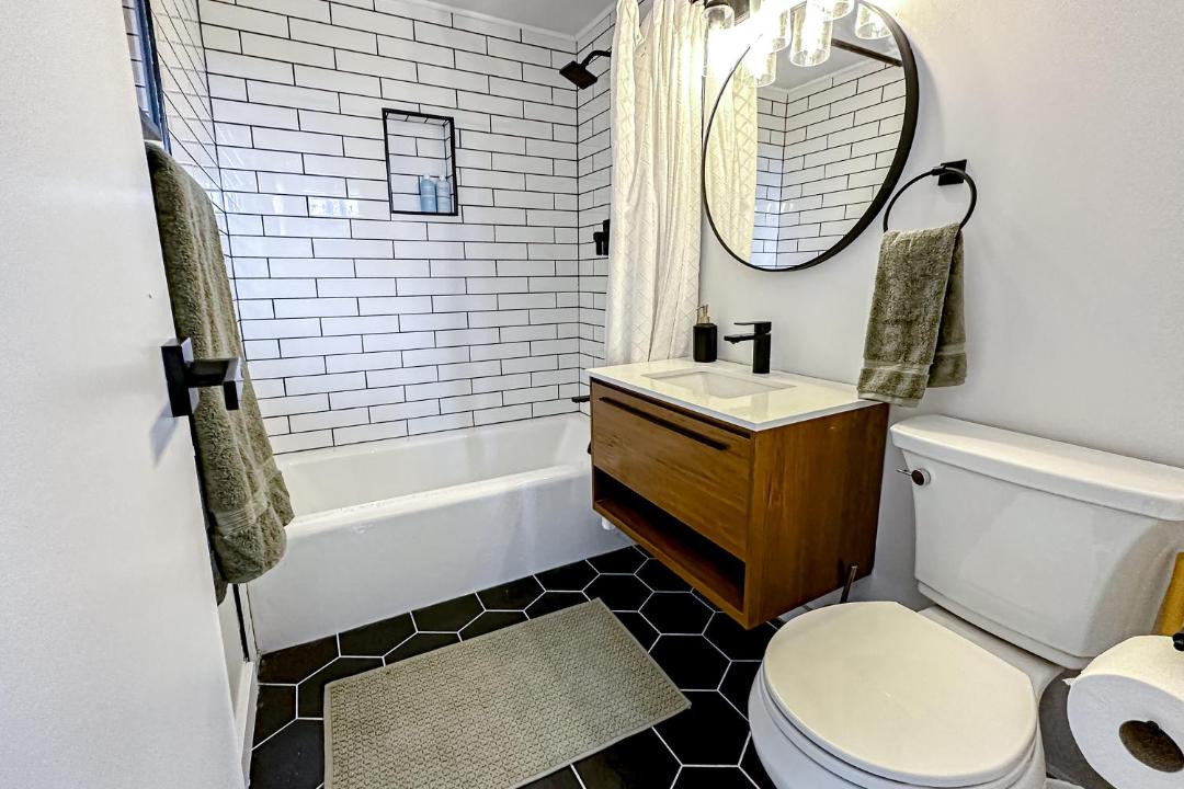 Photo of Bathroom in Grand Lake
