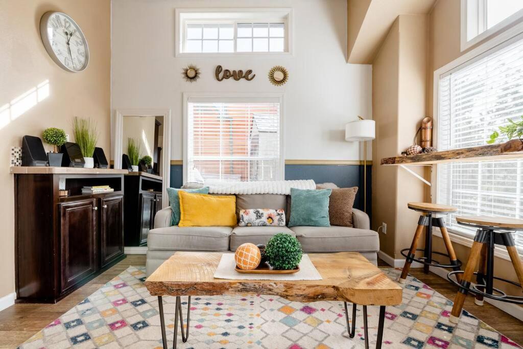 Photo of Livingroom in Woodland Park