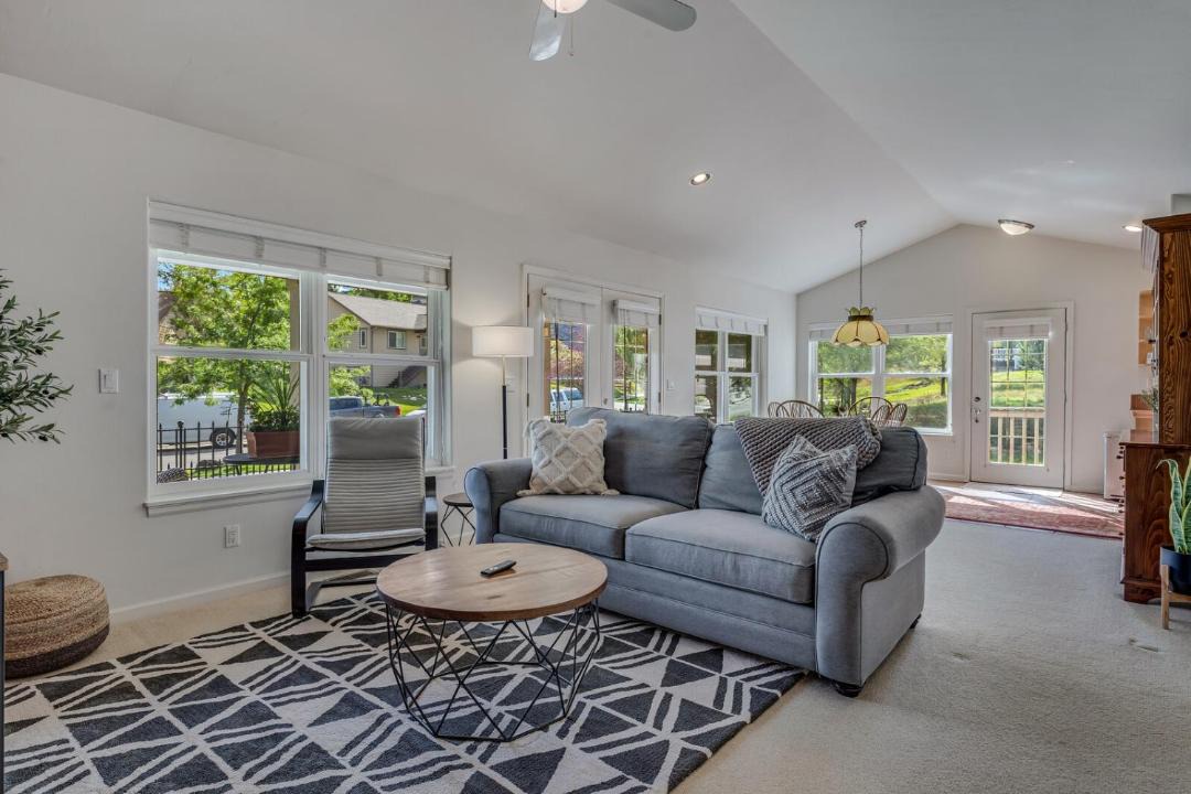 Photo of Livingroom in Glenwood Springs