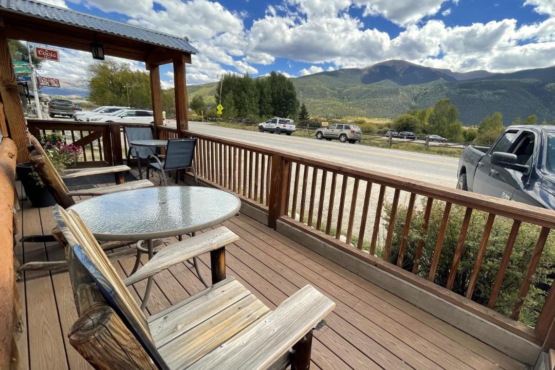 Photo of Patio Balcony in Twin Lakes
