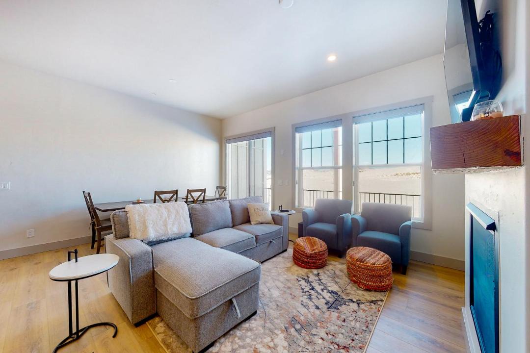 Photo of Livingroom in Grand Elk Ranch