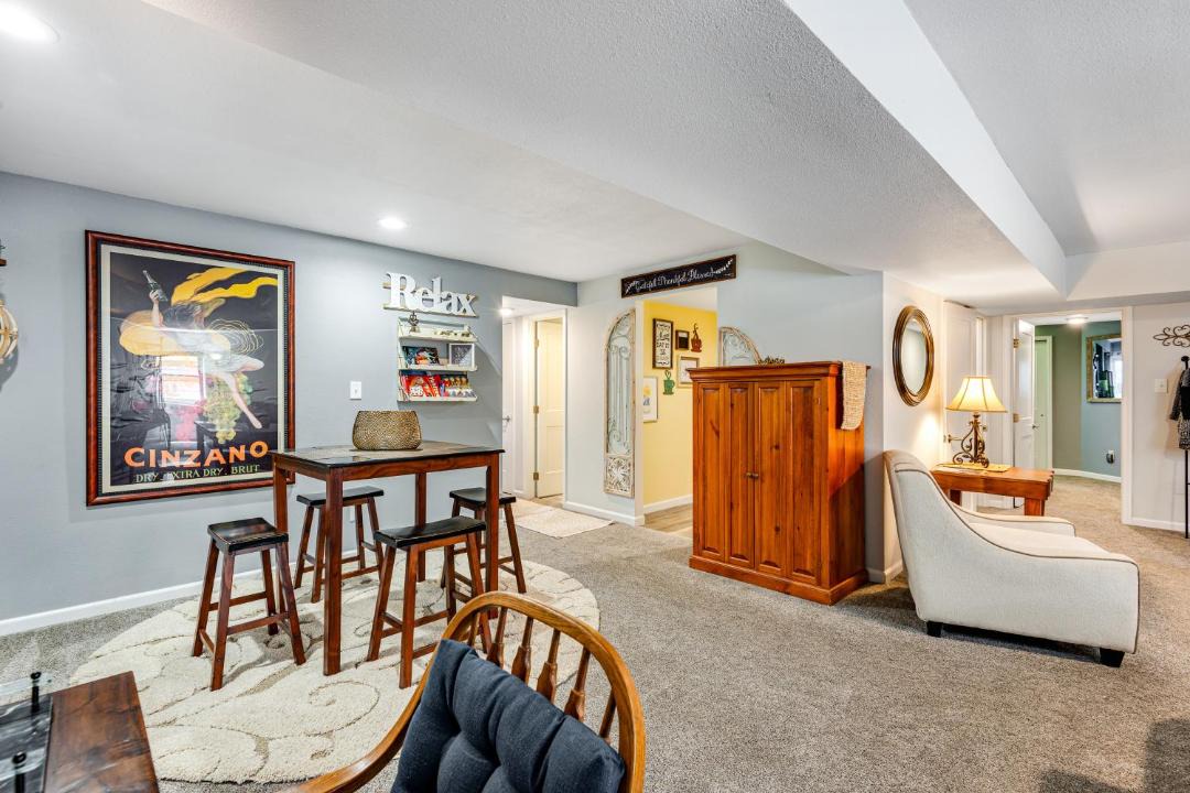 Photo of Livingroom in Northwest Colorado Springs