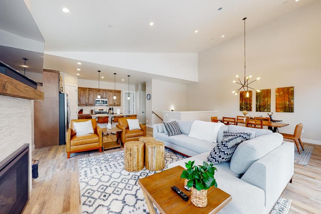 Photo of Livingroom in Purgatory