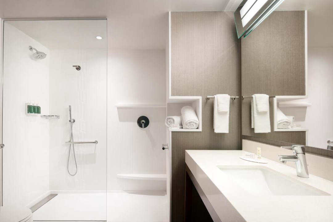 Photo of Bathroom in Centerra