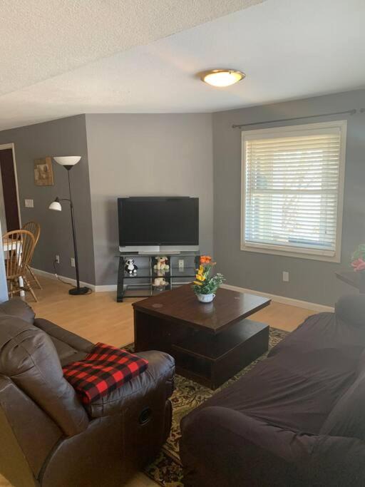 Photo of Livingroom in Aurora