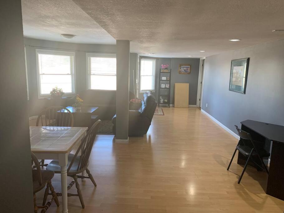 Photo of Livingroom in Aurora