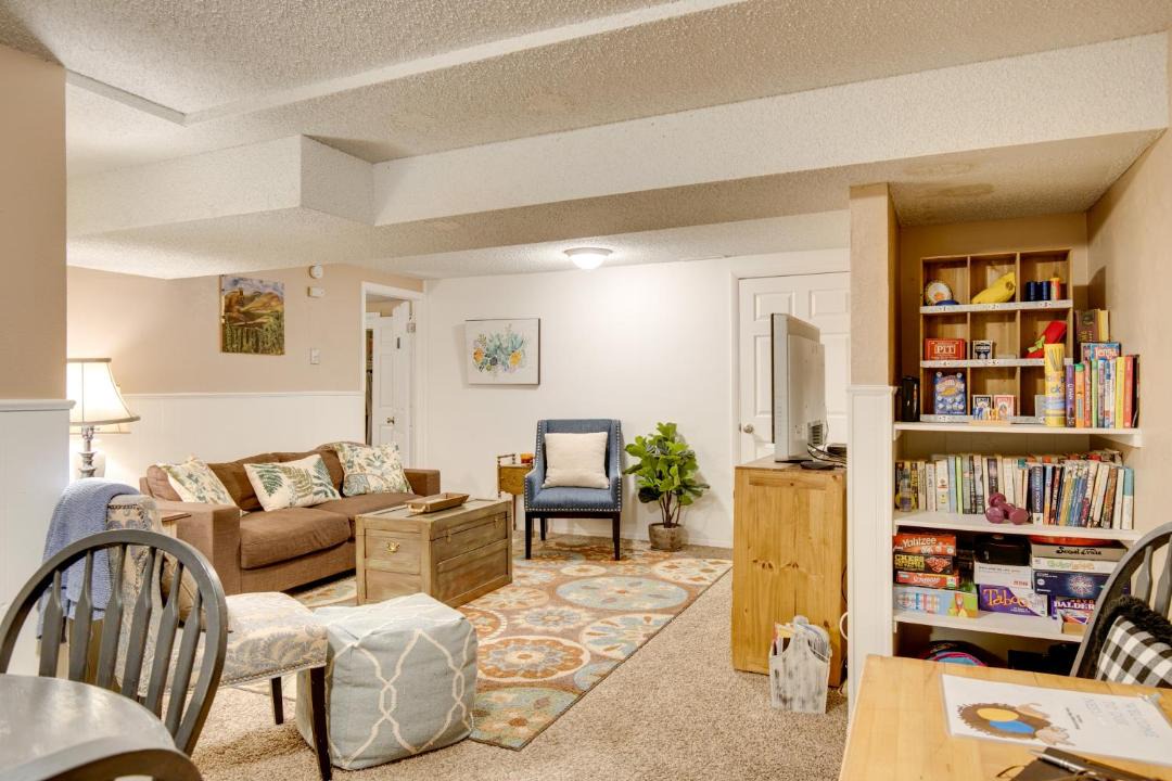 Photo of Livingroom in Lakewood