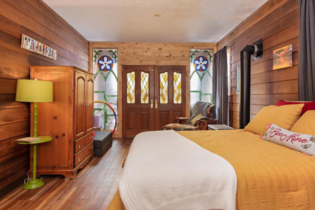 Photo of Bedroom in Glenwood Springs