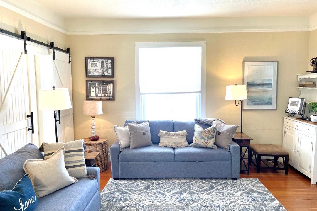 Photo of Livingroom in Old North End