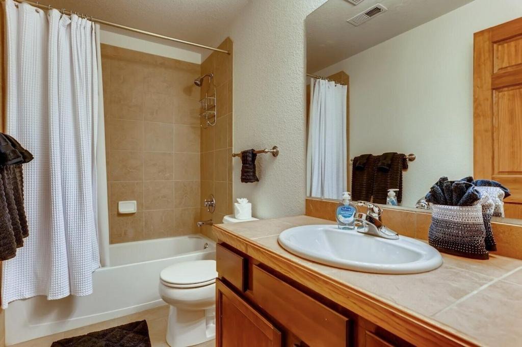 Photo of Bathroom in Valley of the Sun