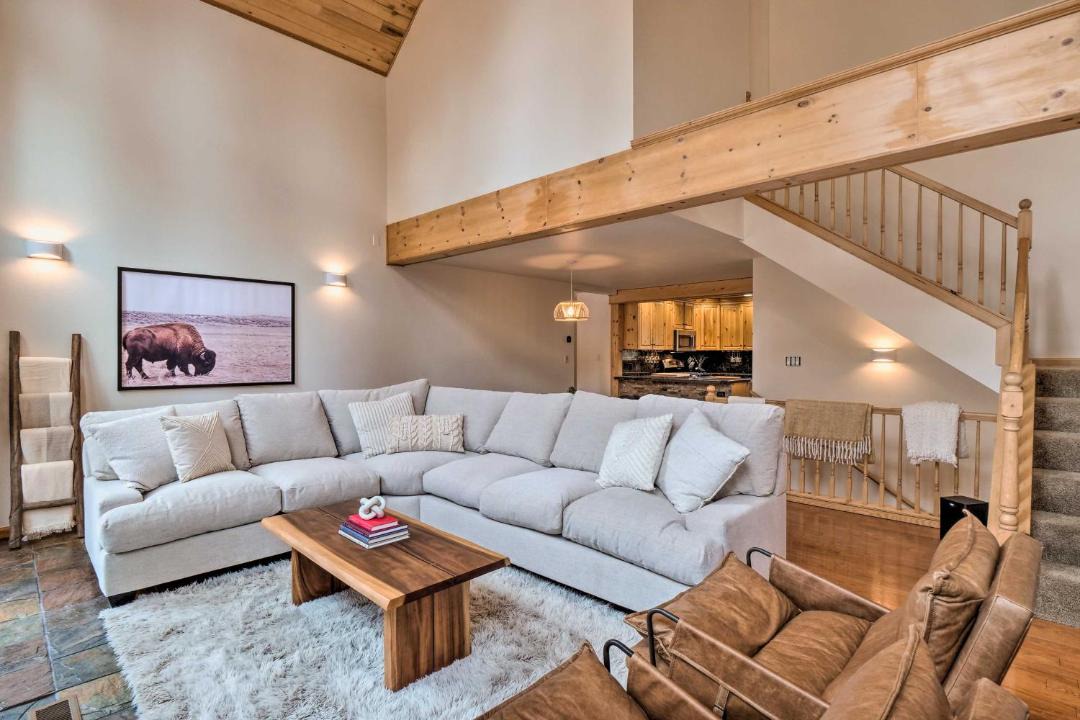 Photo of Livingroom in Leadville North