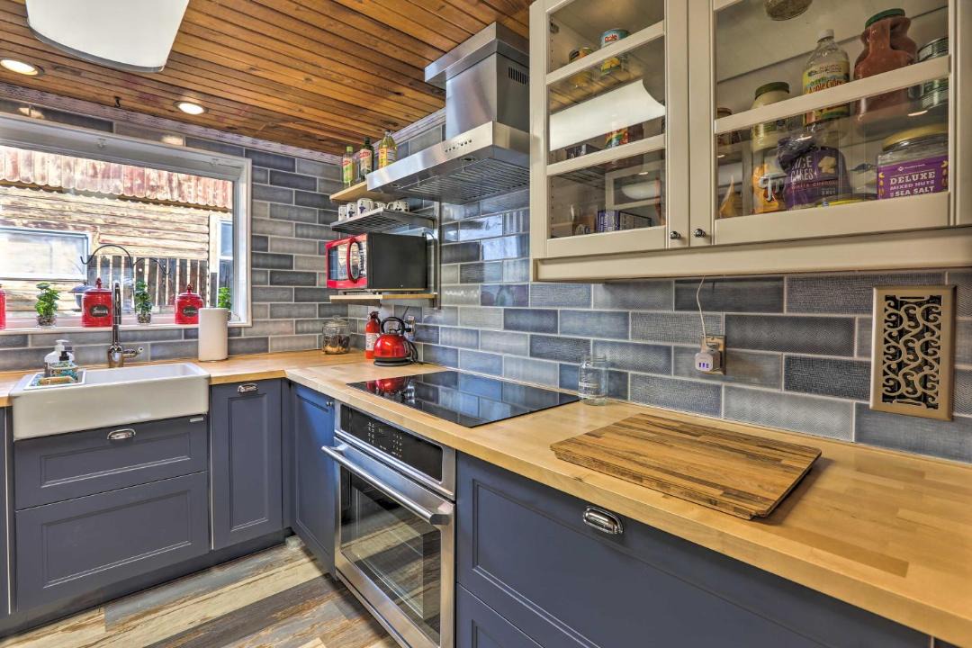 Photo of Kitchen in Twin Lakes