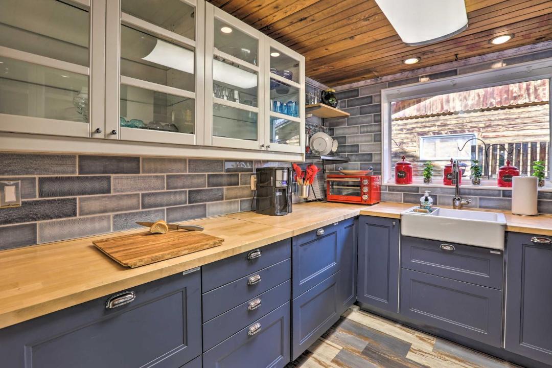 Photo of Kitchen in Twin Lakes
