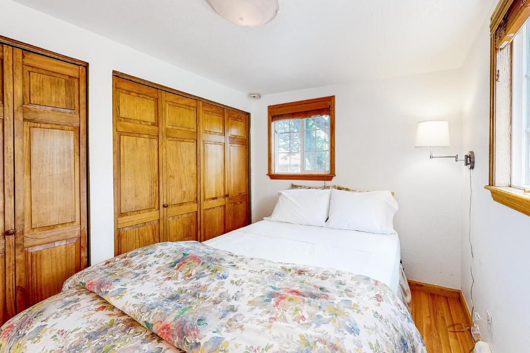 Photo of Bedroom in Broadmoor