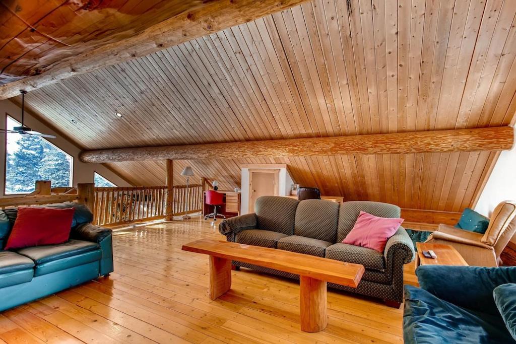 Photo of Livingroom in Valley of the Sun