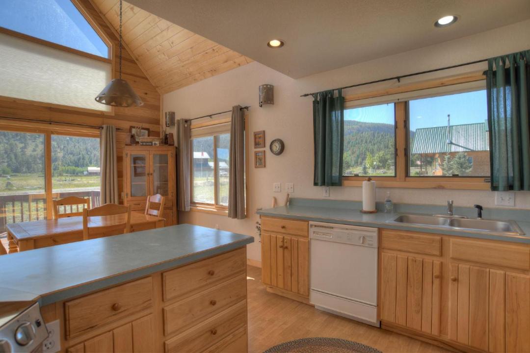 Photo of Kitchen in South Fork