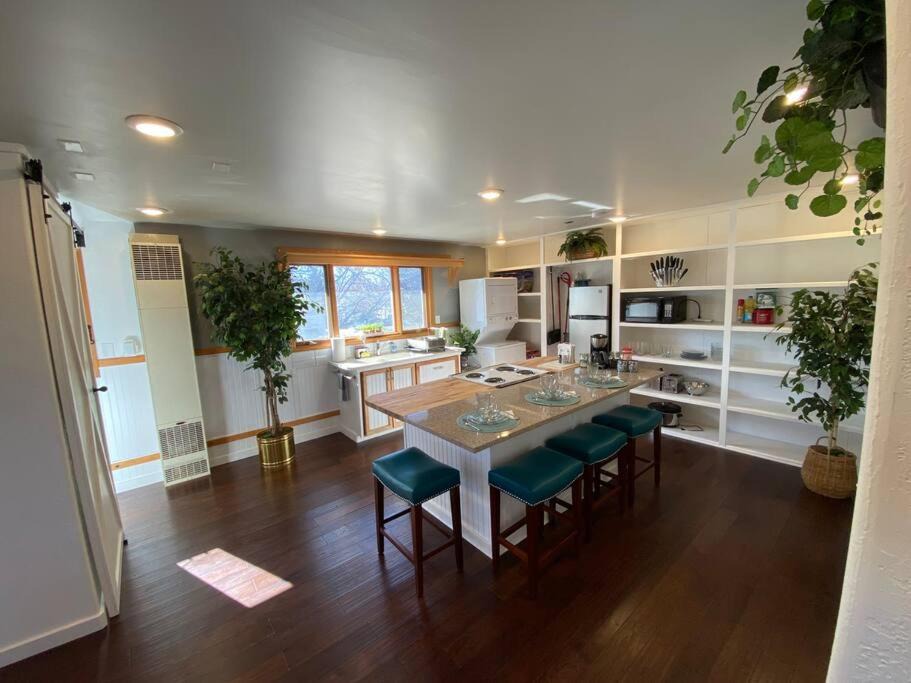 Photo of Livingroom in Loveland