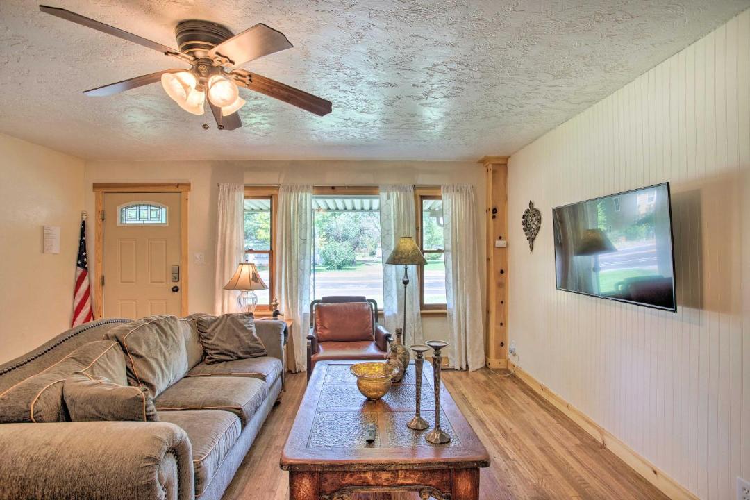 Photo of Livingroom in Fruita
