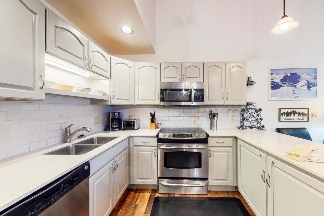 Photo of Kitchen in Four O'Clock