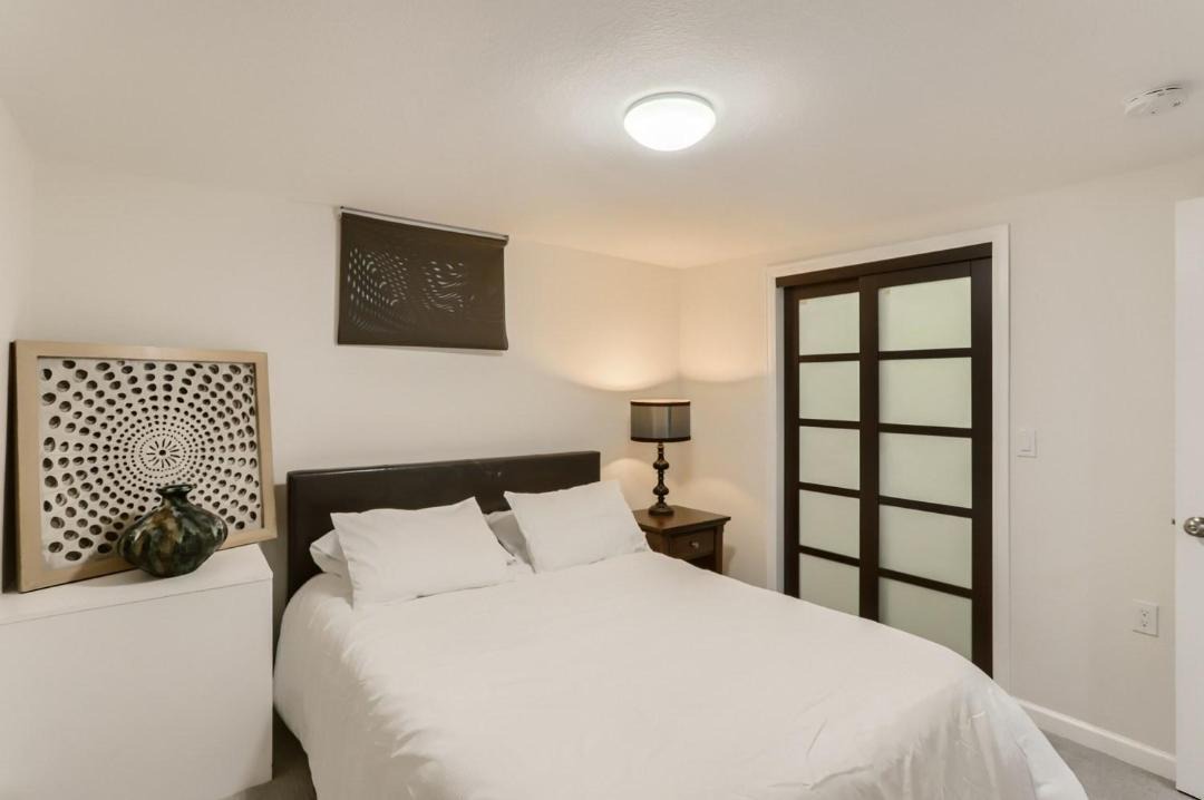 Photo of Bedroom in Interurban Park