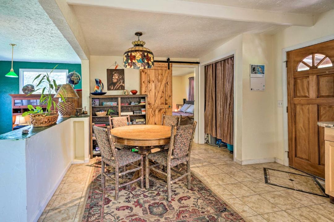 Photo of Livingroom in Paradox