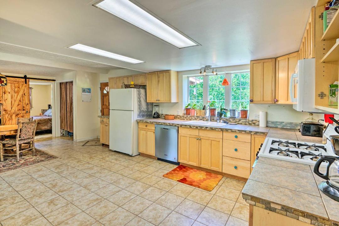 Photo of Kitchen in Paradox