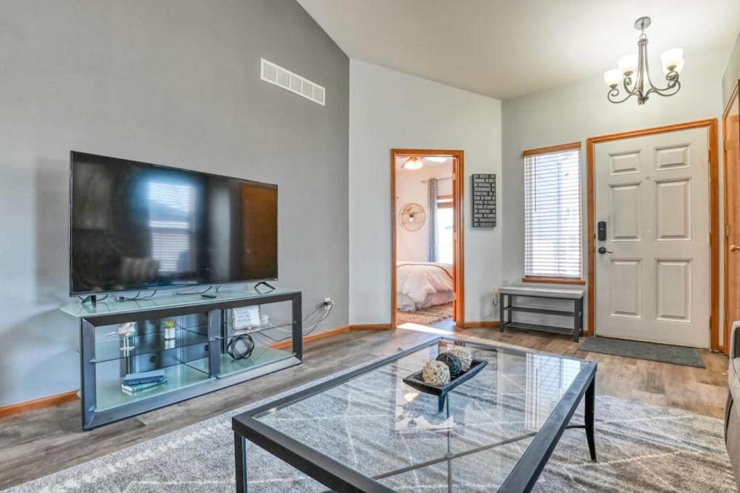 Photo of Livingroom in Gleneagle
