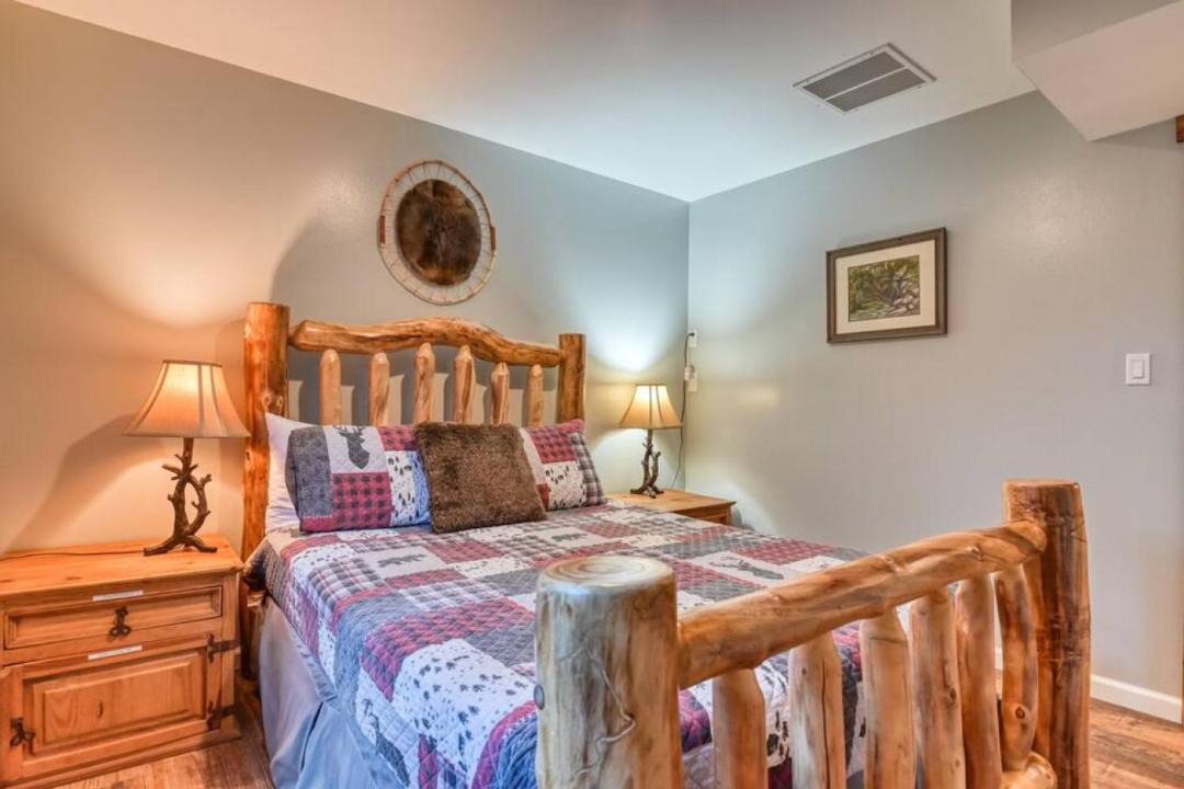 Photo of Bedroom in Green Mountain Falls