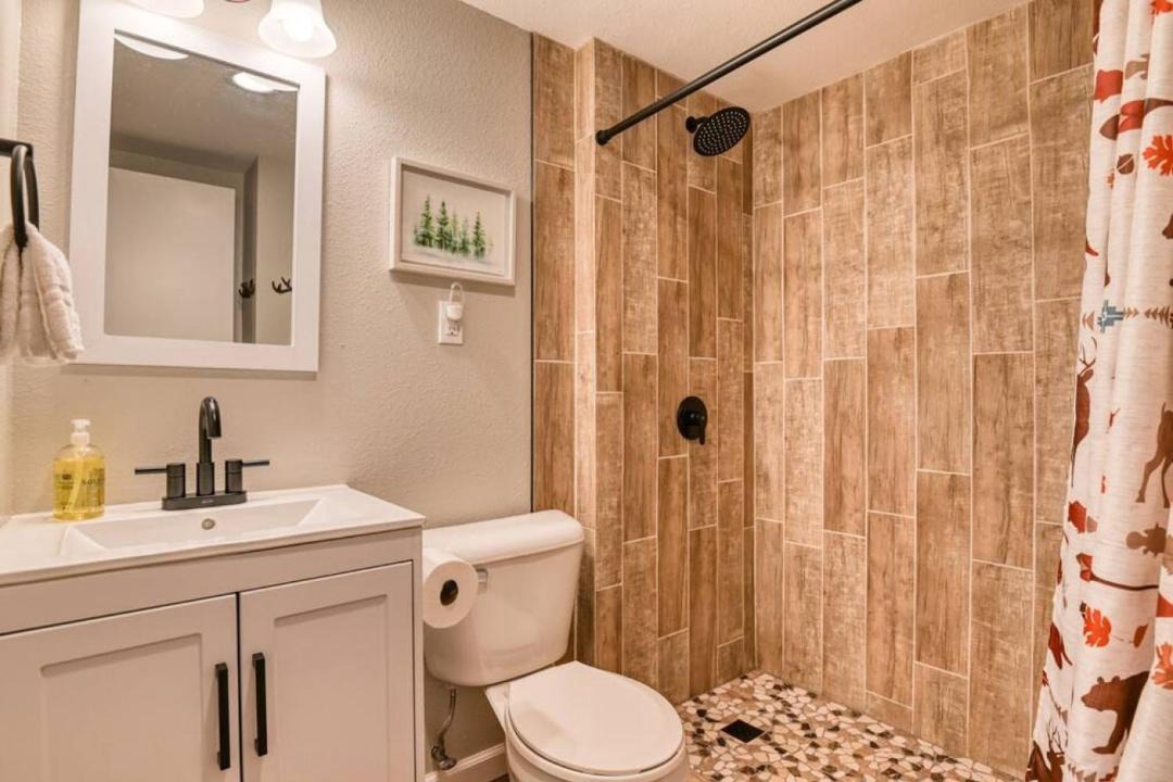 Photo of Bathroom in Green Mountain Falls