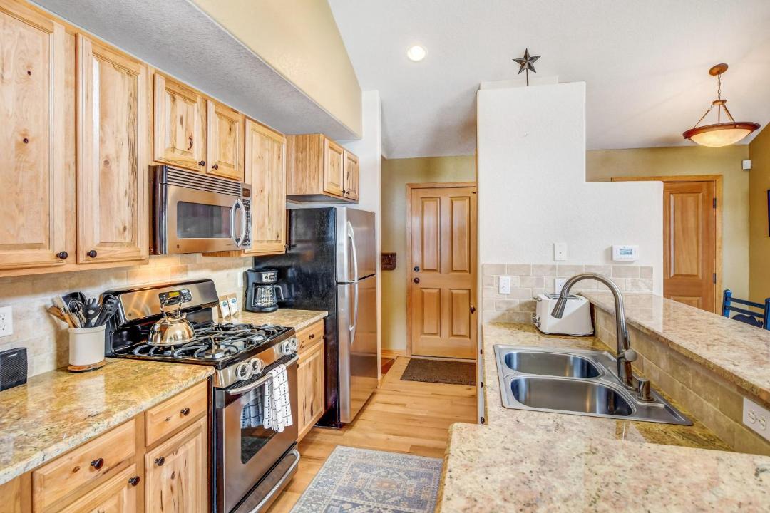 Photo of Kitchen in Rendezvous