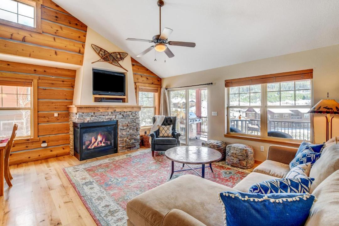 Photo of Livingroom in Rendezvous
