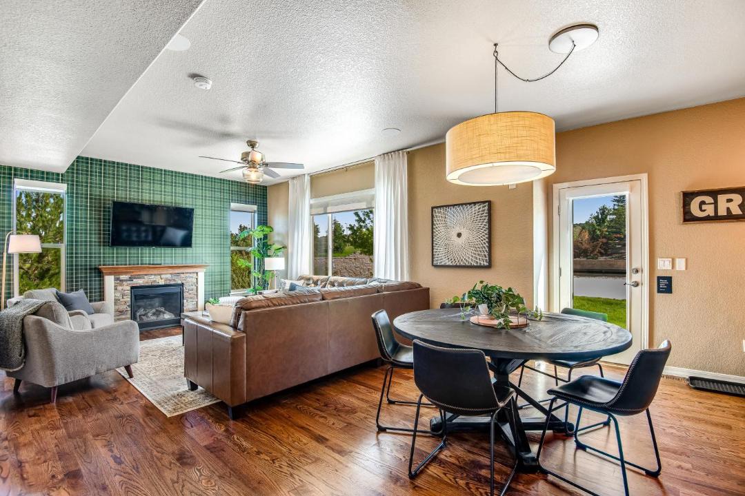 Photo of Livingroom in Flying Horse