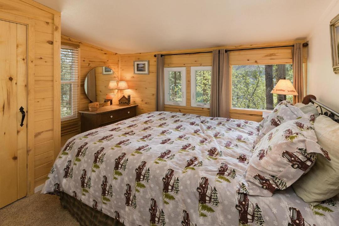 Photo of Bedroom in Bayfield