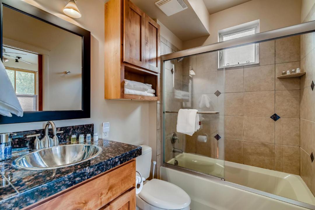 Photo of Bathroom in Martinez Park