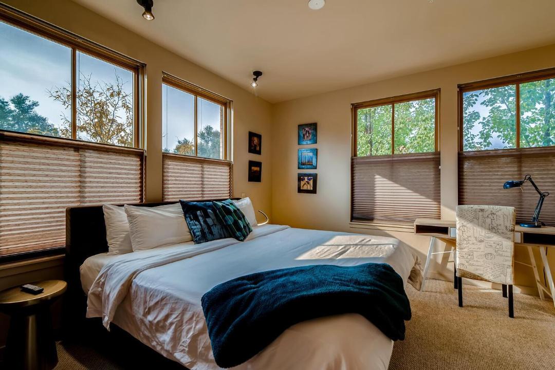 Photo of Bedroom in Martinez Park