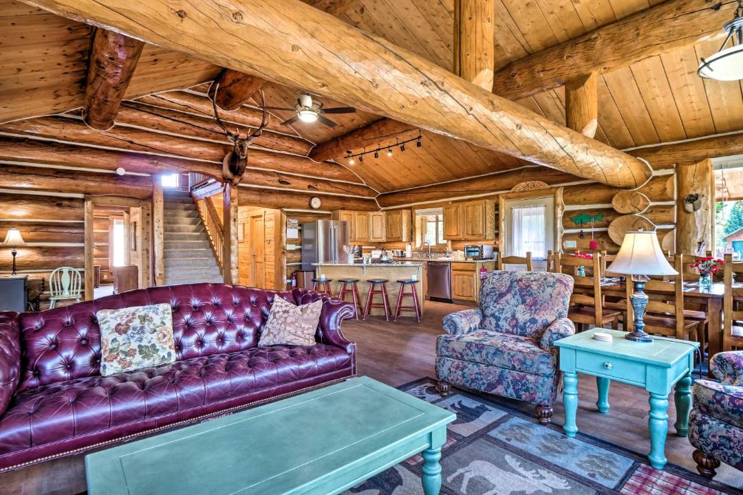 Photo of Livingroom in Grand Lake