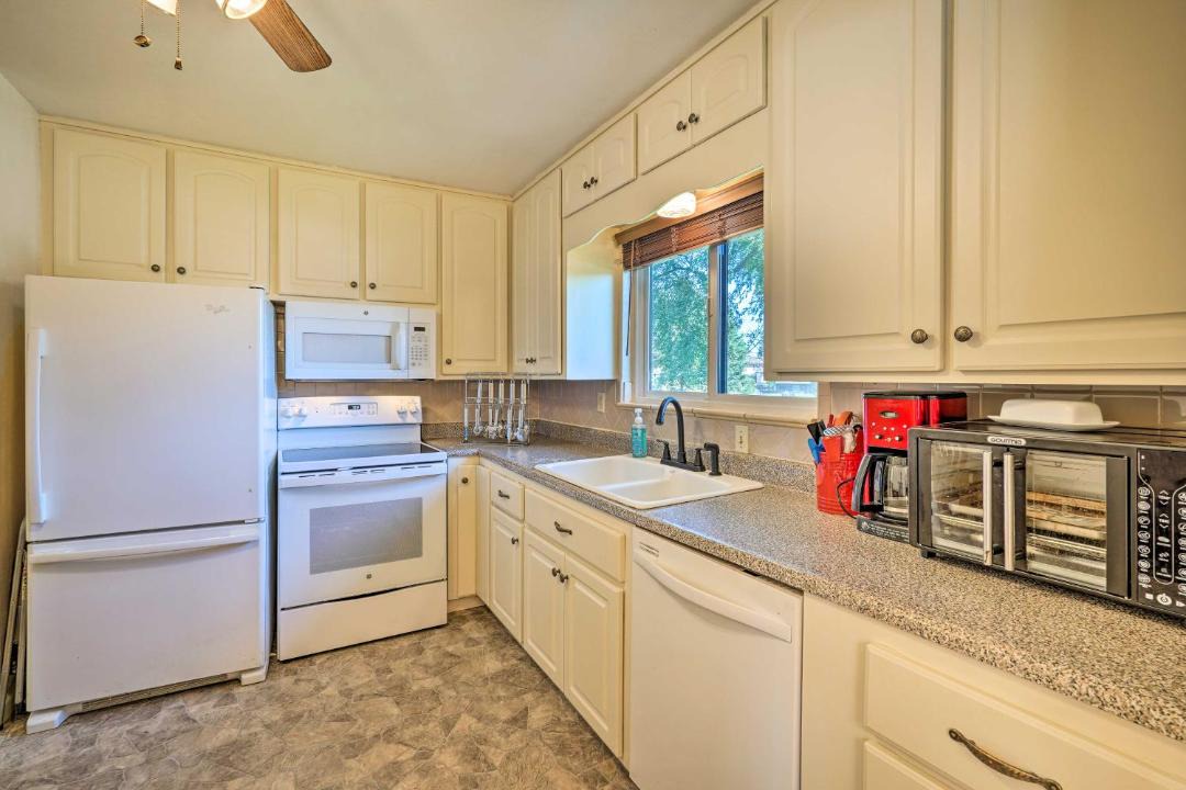 Photo of Kitchen in Security-Widefield