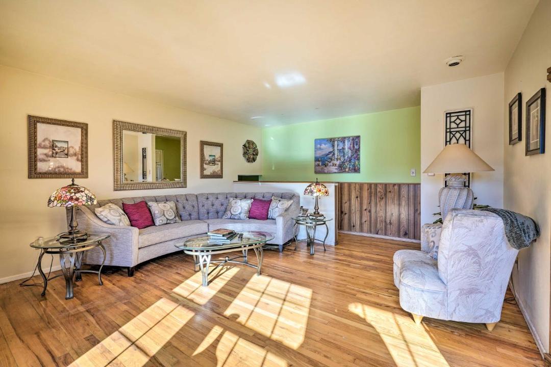 Photo of Livingroom in Security-Widefield