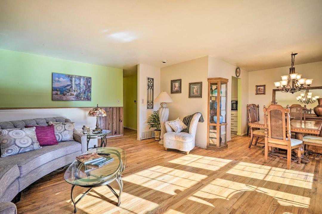 Photo of Livingroom in Security-Widefield