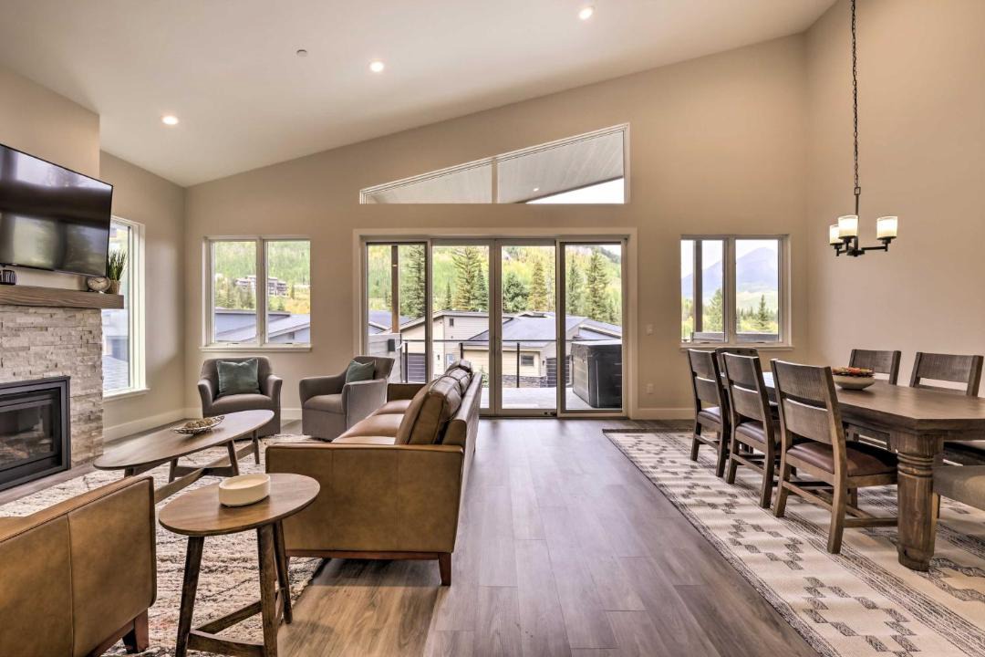 Photo of Livingroom in Purgatory