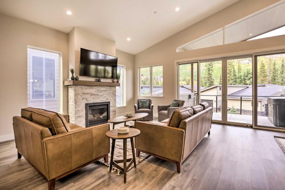 Photo of Livingroom in Purgatory
