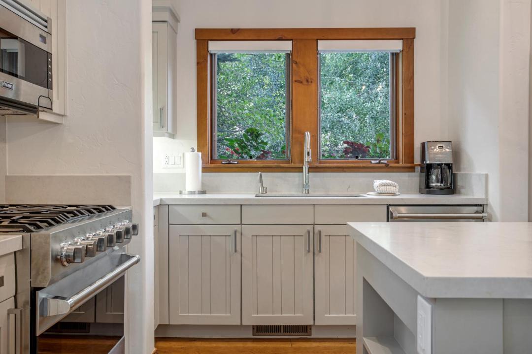 Photo of Kitchen in Edwards
