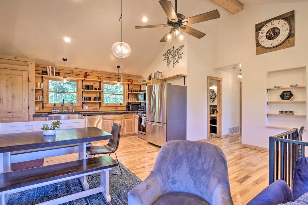 Photo of Livingroom in Alma