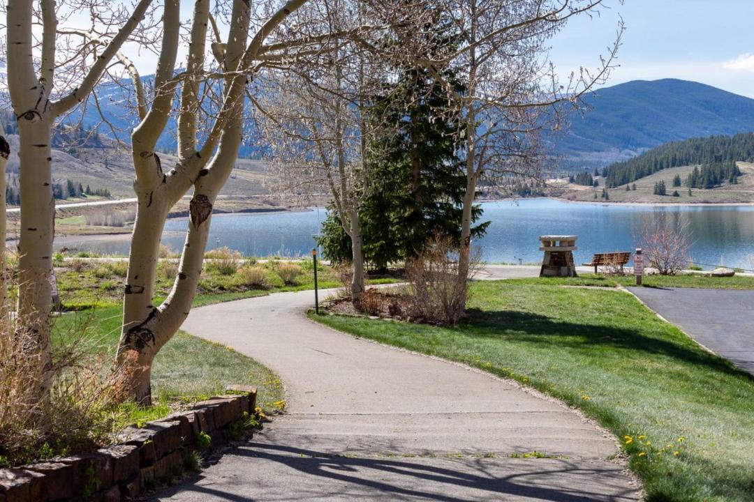 Photo of Others in Dillon